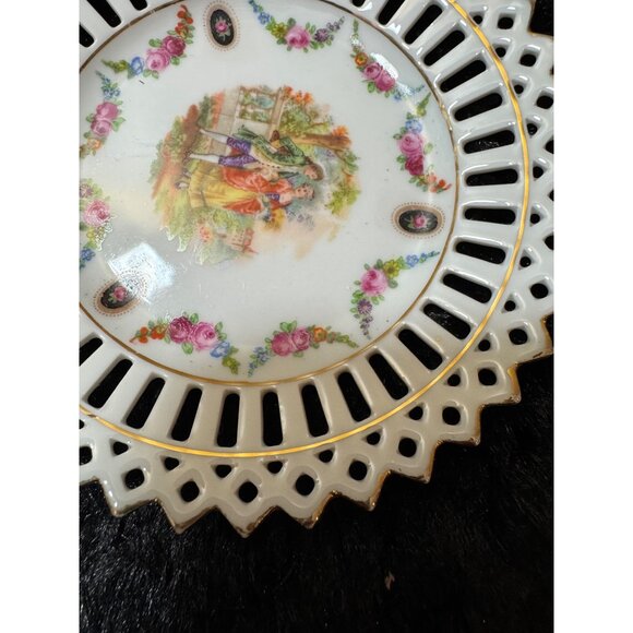 Vintage Germany Pierced Scalloped Gold Edge Lattice Porcelain Plate Rose Garland - Picture 3 of 7